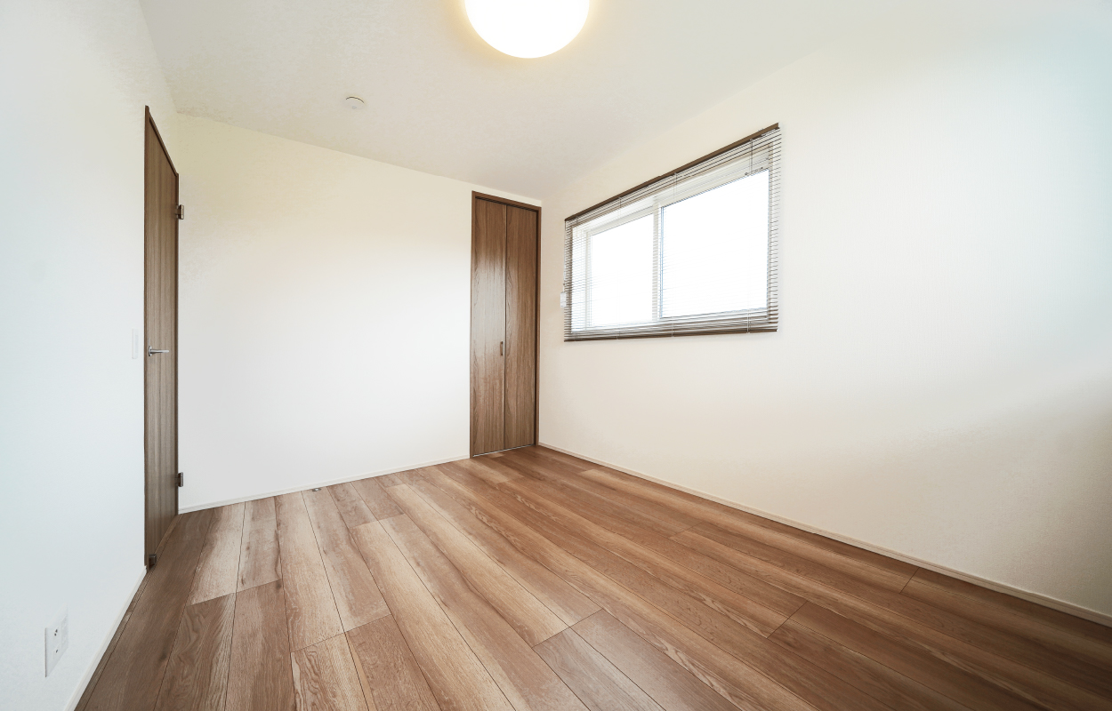 ROOM 2