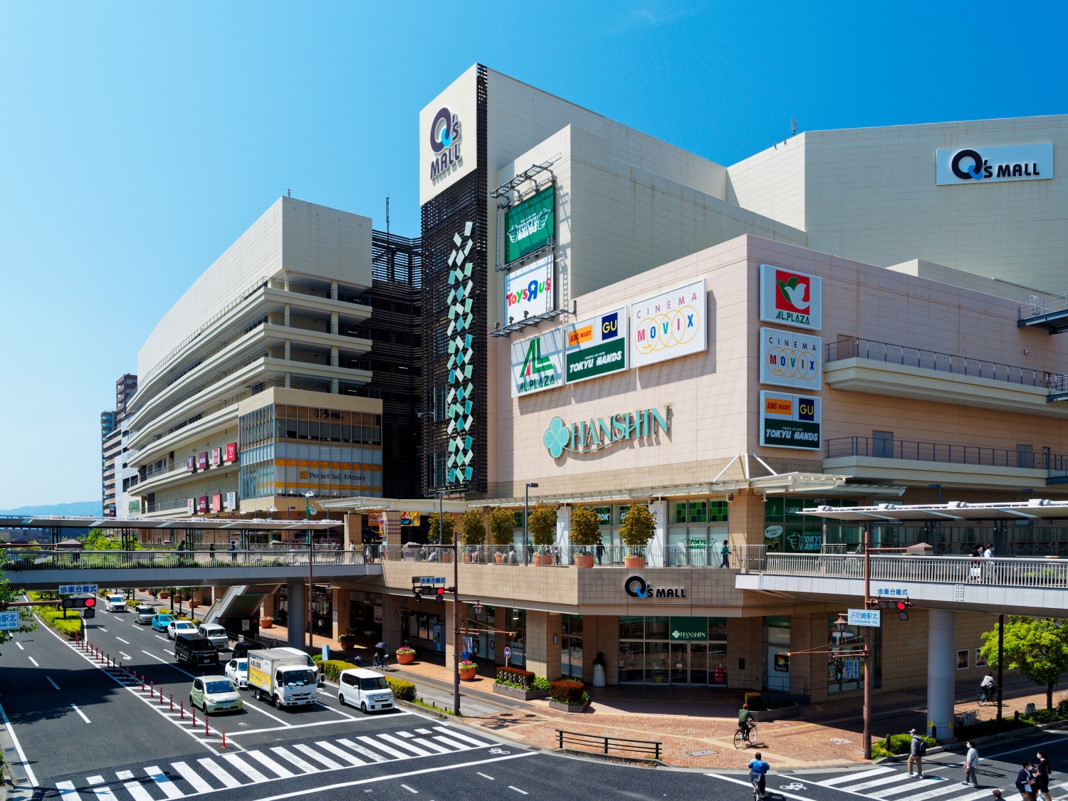 あまがさきキューズモール尼崎市）