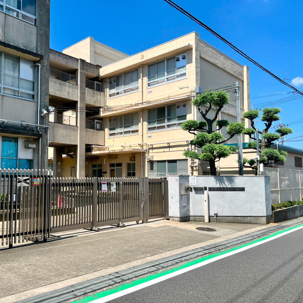 市立登美丘東小学校