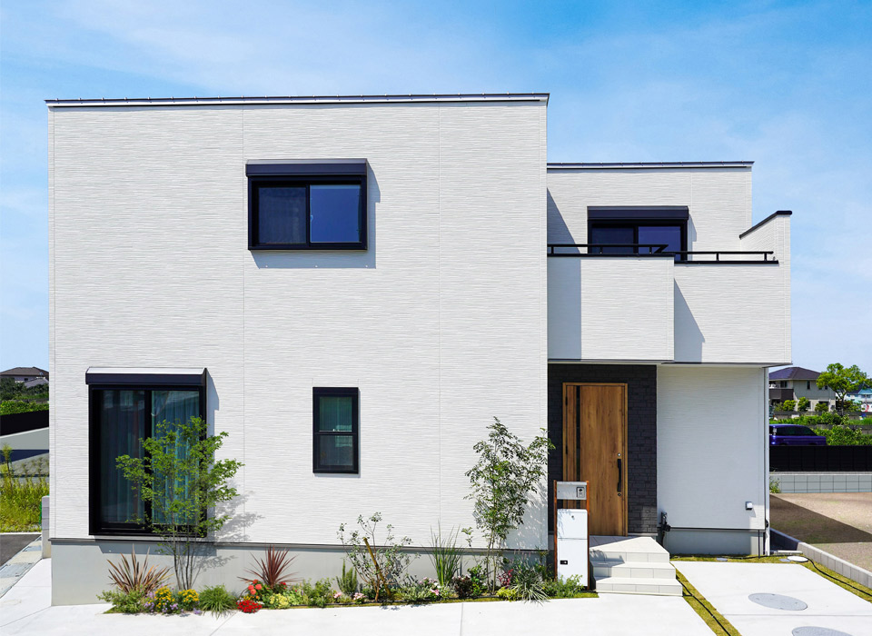 ゆとりの空間で、くつろぐ。収納充実のすっきりLDKに家族が集う家